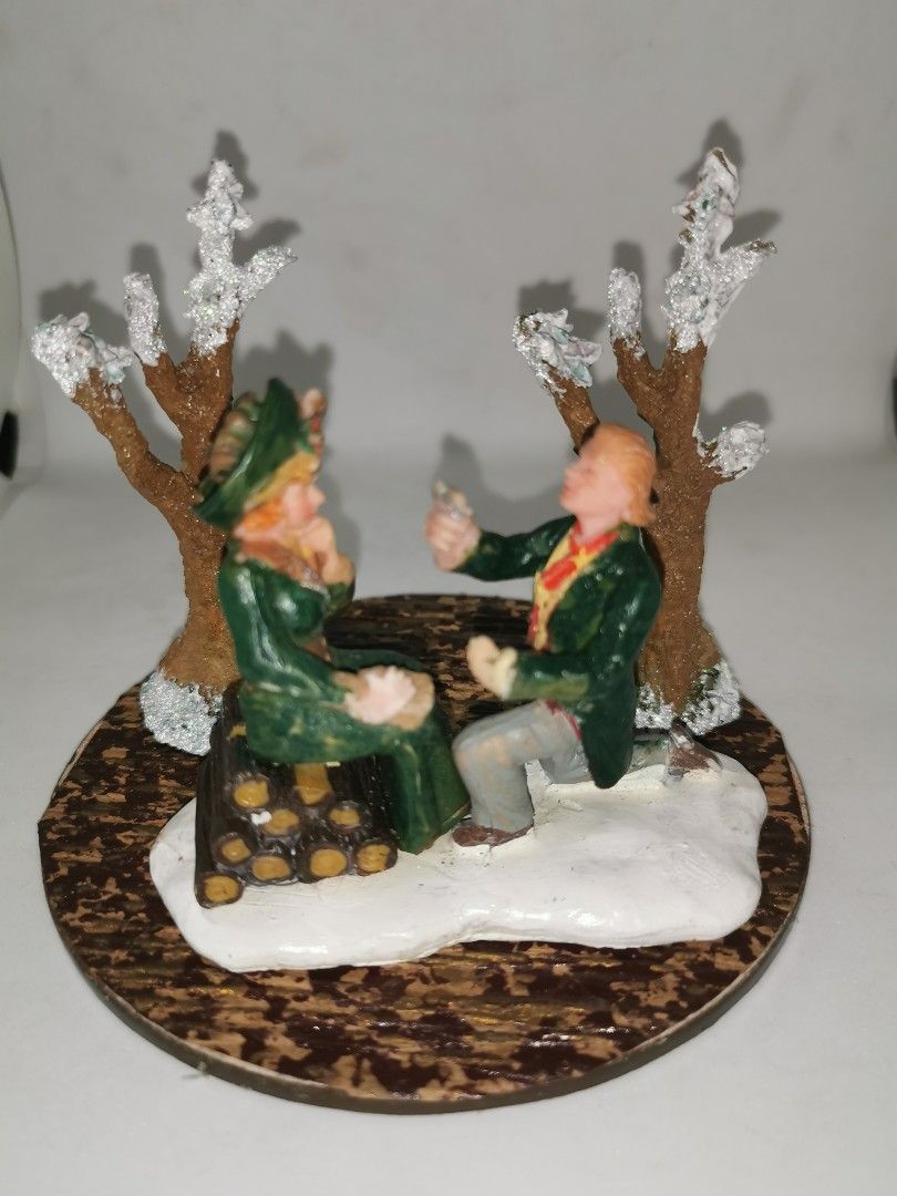 Lemax figurines (Category: Figurines & Statues) located in Quezon City. Submitted by belikabim2014 (Listing ID 1199045302, Image 2). Description: Price varies Pm for details Delivery via courier of choice under buyers account Novaliches location No ship out.