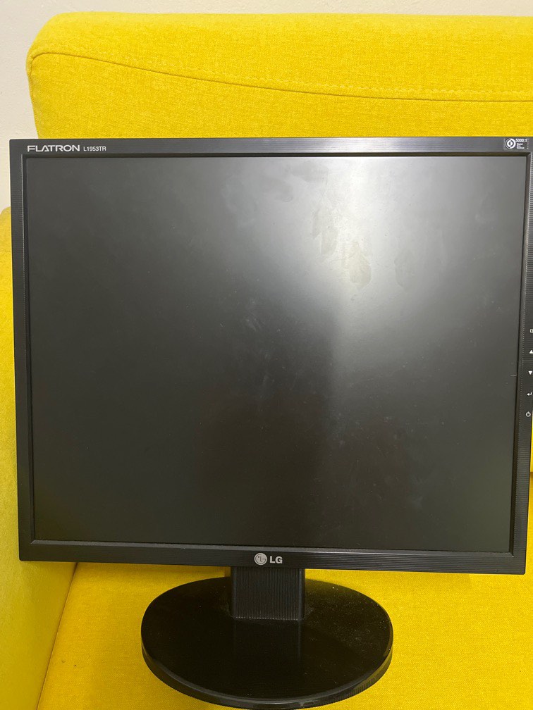 Lg monitor screen, Computers & Tech, Parts & Accessories, Monitor Screens on Carousell