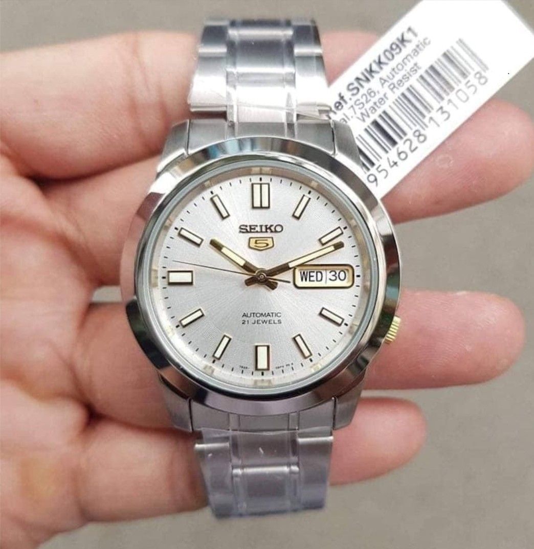 Lowest Price Seiko 5 SNKK09 Men s Automatic Silver Dial Stainless Steel Watch snkk09 snkk09k snkk09k1 Birthday gift birthday seiko BRAND NEW IN BOX WITH 1 YEAR WARRANTY Men s Fashion Watches Accessori...