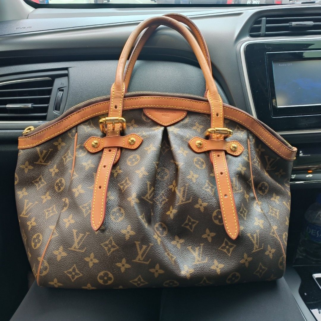 Louis Vuitton Monogram Tivoli PM, Luxury, Bags & Wallets on Carousell