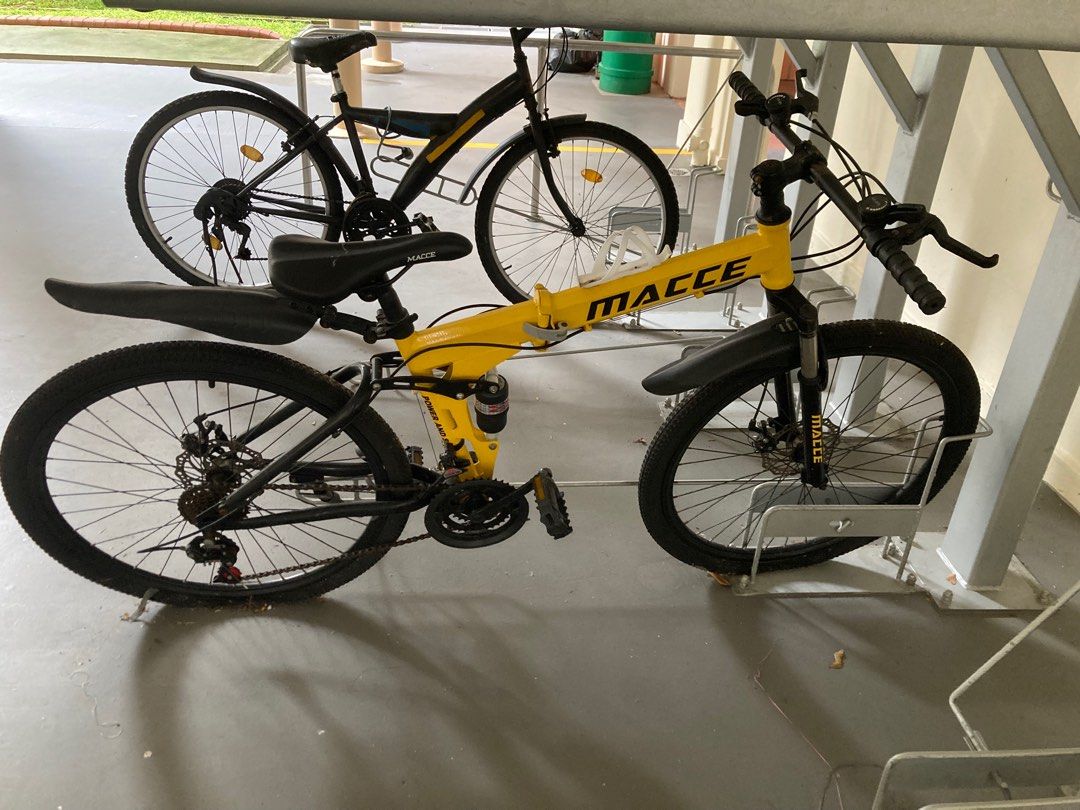 yellow sports bike