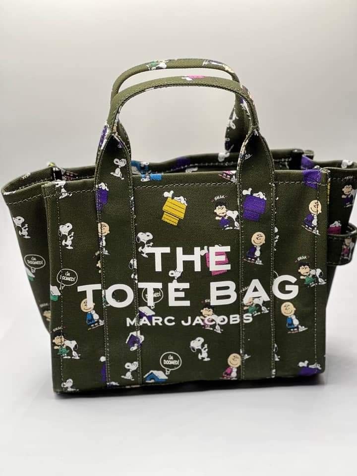 Marc jacobs 2025 peanuts mini tote