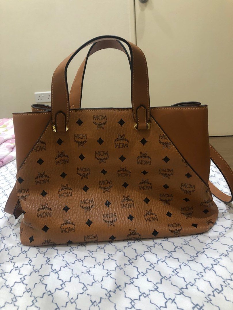 Mcm essential visetos original tote large cognac store