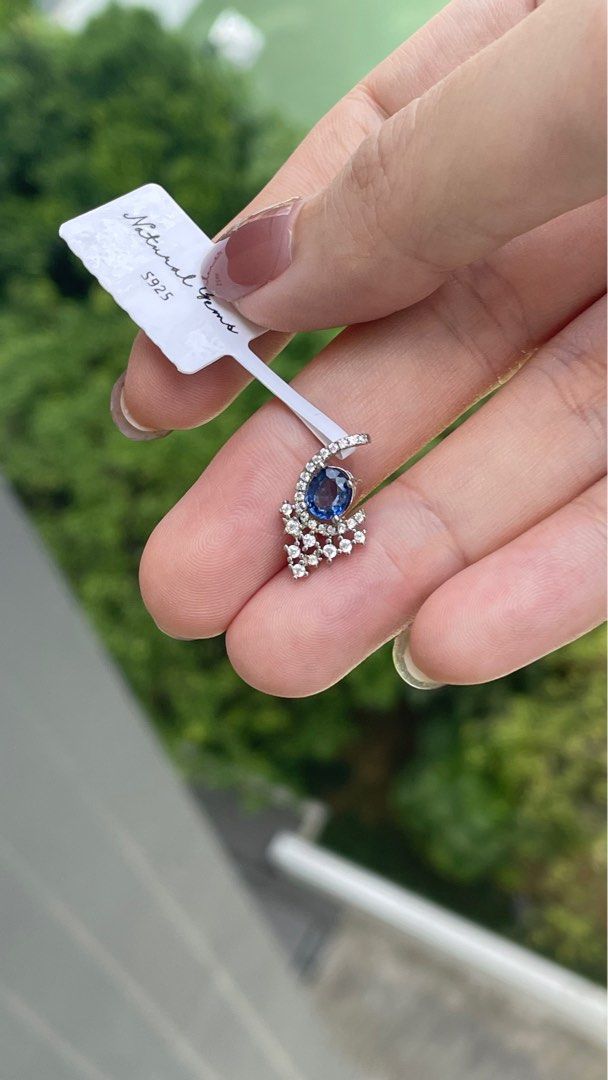 Genuine sapphire pendant new arrivals