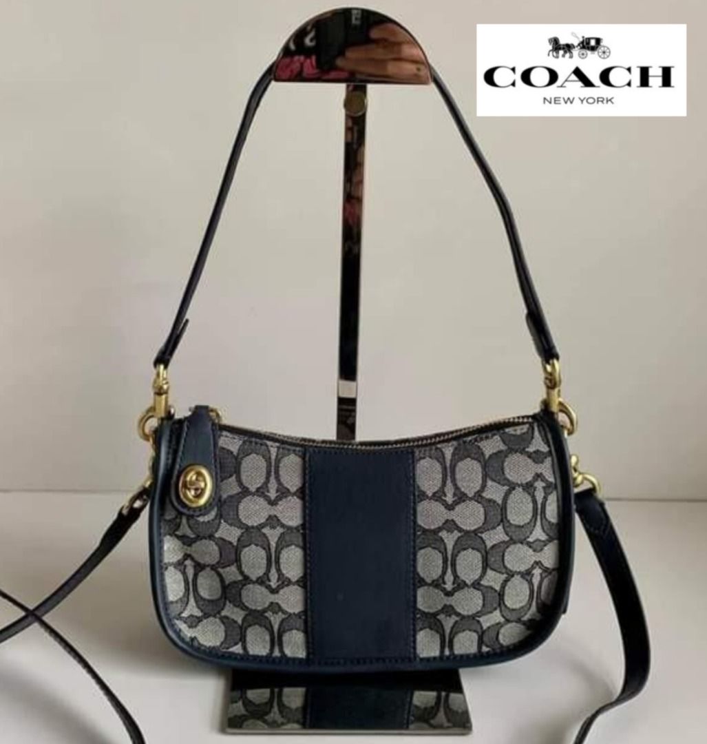 COACH Swinger Bag In Signature Jacquard in Blue