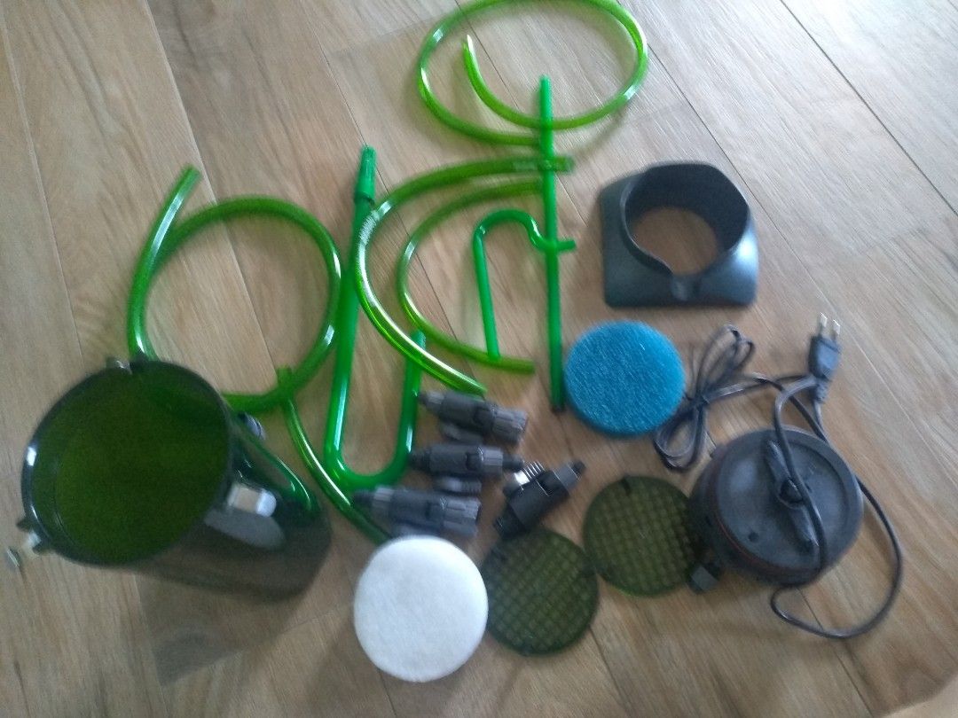 New Eheim external filter (Category: Homes & Other Pet Accessories) located in Singapore. Submitted by laudaniel617 (Listing ID 1129256629, Image 2). Description: too powerful for 20 litres tank ..put back after 5 min. brand new , comes with double taps connector for easy maintenance- bought for $45... .filter buy for $85.... comes with all accessories. electric usage :5W- lowest power consumption for : 50 to 150 litres tank low ball will be bloc