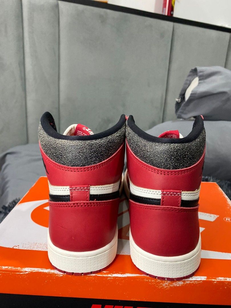 nike revolution black and pink