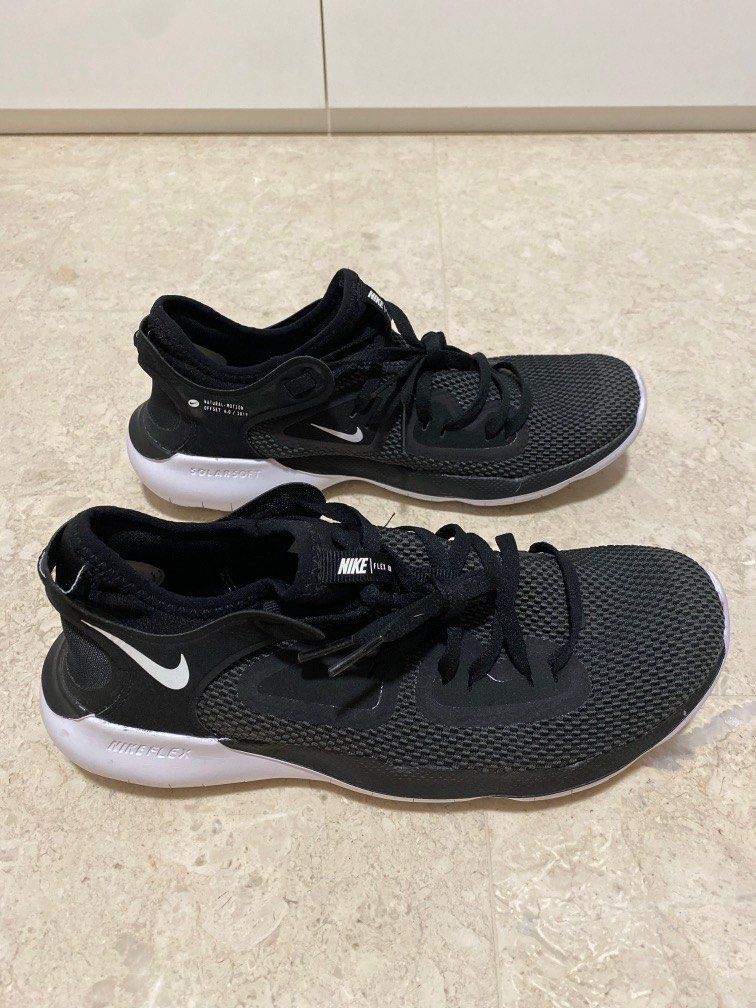 flex sole running shoes