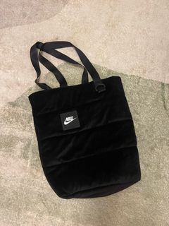 （分類：）位於 。 由 bombomcha 提交（商品編號 1198987379，圖片 1）。簡介： 。