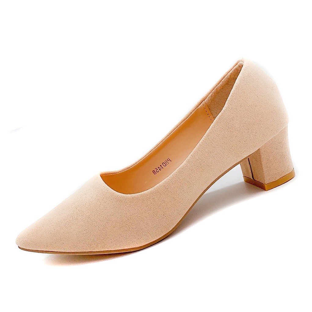 Nude close hot sale shoes