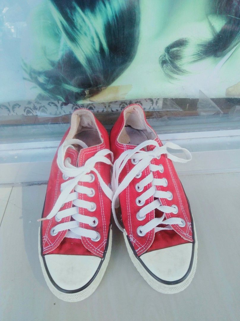 Red Converse star tennis shoes size 6, Women's Fashion, Footwear, Sneakers on Carousell