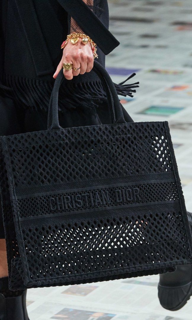 Christian dior clearance black book tote
