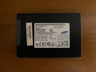 Samsung 2.5" 256GB SOLID STATE SSD Drive SATA and Orico Enclosure