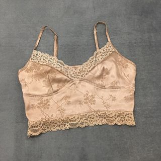 (Category: ) located in . Submitted by leavingthingsph (Listing ID 1198977596, Image 1). Description: .