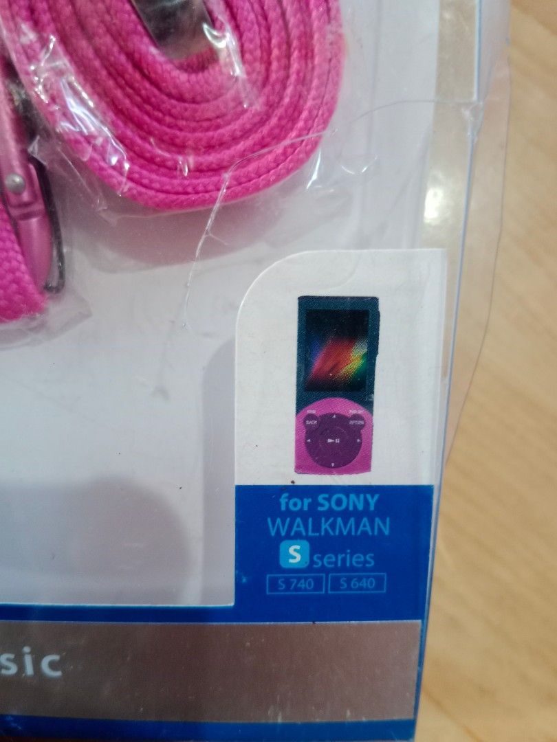 silicon case for sony walkman, Video Gaming, Gaming Accessories, Cases ...