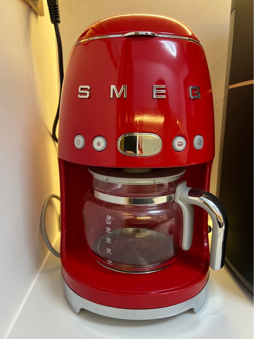 Smeg coffee machine, TV & Home Appliances, Kitchen Appliances, Coffee