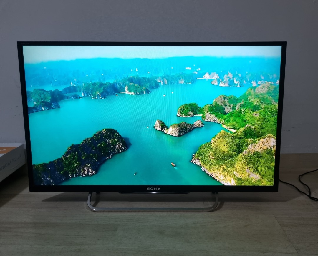 SONY 32 Inch Smart TV KDL-32W700B, TV & Home Appliances, TV ...