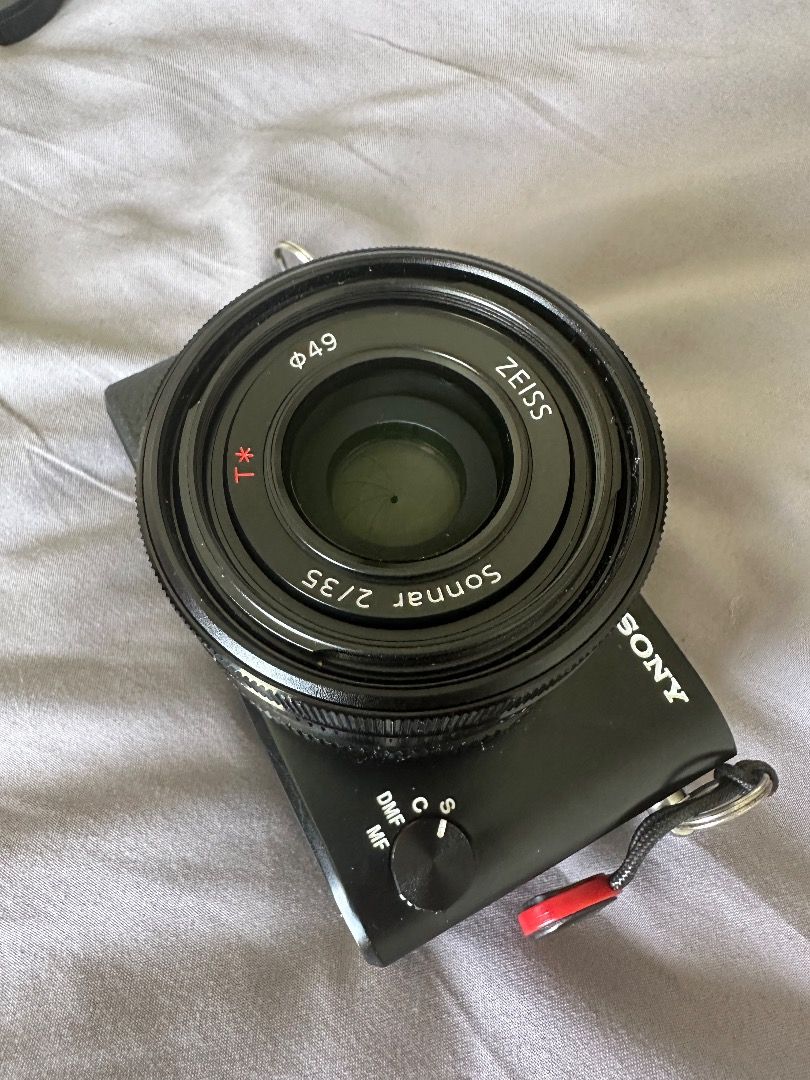 Sony RX1R ii, Photography, Cameras on Carousell