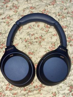 Sony XM4 Midnight Blue Headphones