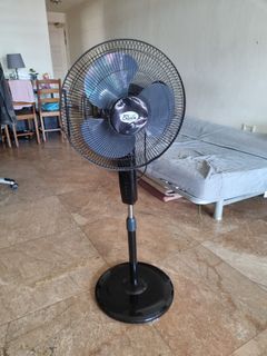 (Category: ) located in . Submitted by smatta591 (Listing ID 1198912044, Image 1). Description: .