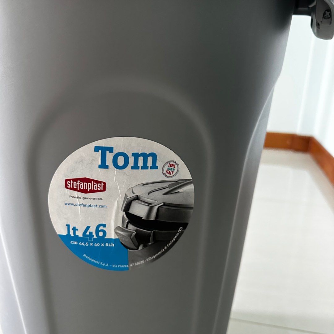Stefanplast Tom 46litre Food Container (Grey), Pet Supplies, Pet Food