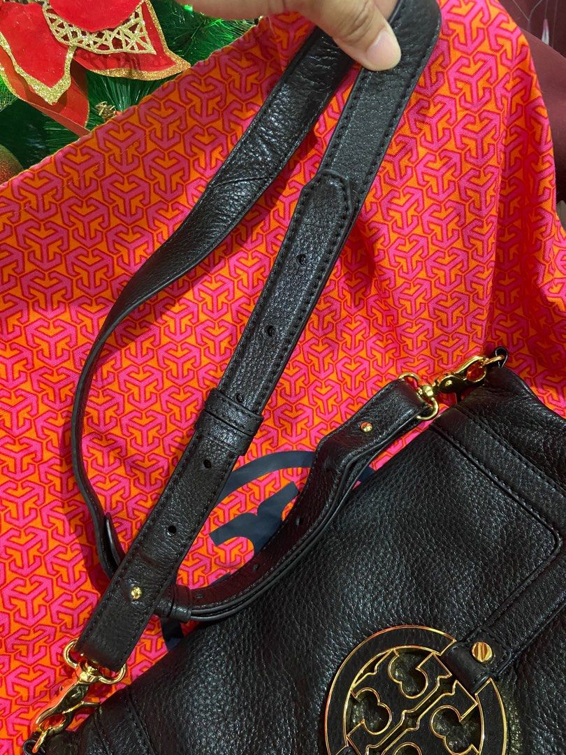 TORY BURCH AMANDA FOLDOVER MESSENGER BAG, Luxury, Bags & Wallets on  Carousell