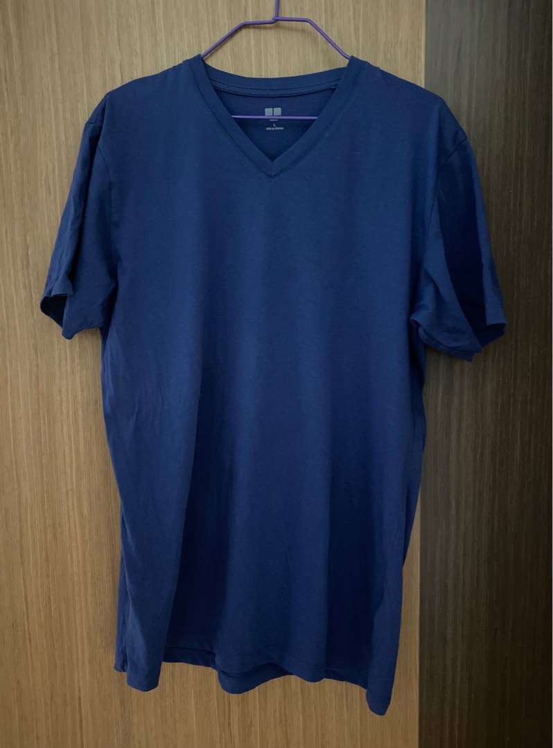 uniqlo supima v neck blue tee shirt, Men's Fashion, Tops & Sets ...