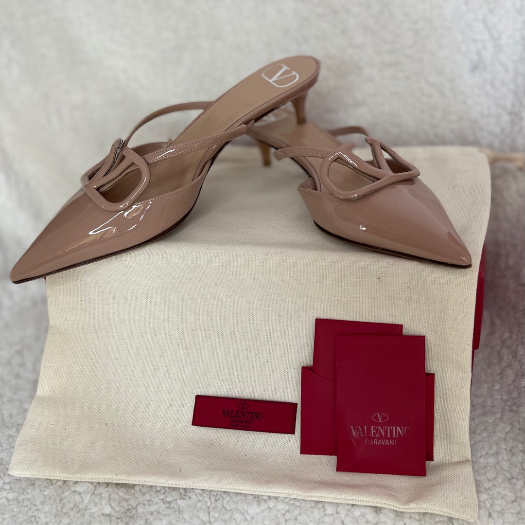 Valentino Kitten heels Vlogo, Women's Fashion, Footwear, Flats