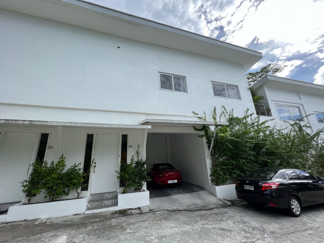 Villa for SALE East Kalayaan, Subic Bay Freeport Zone, Olongapo City