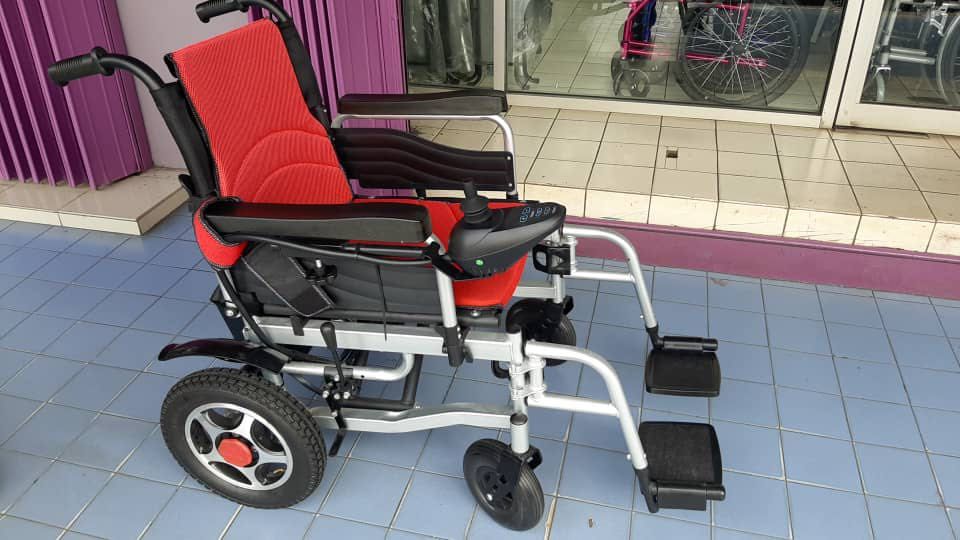 Wheelchair Rechargeable Automatic , Auto Accessories on Carousell