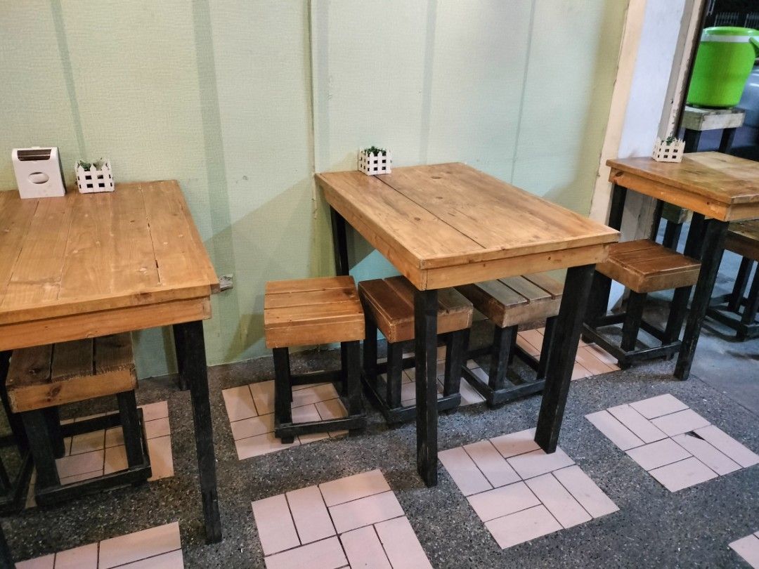 Table and chairs for shop milk tea shop