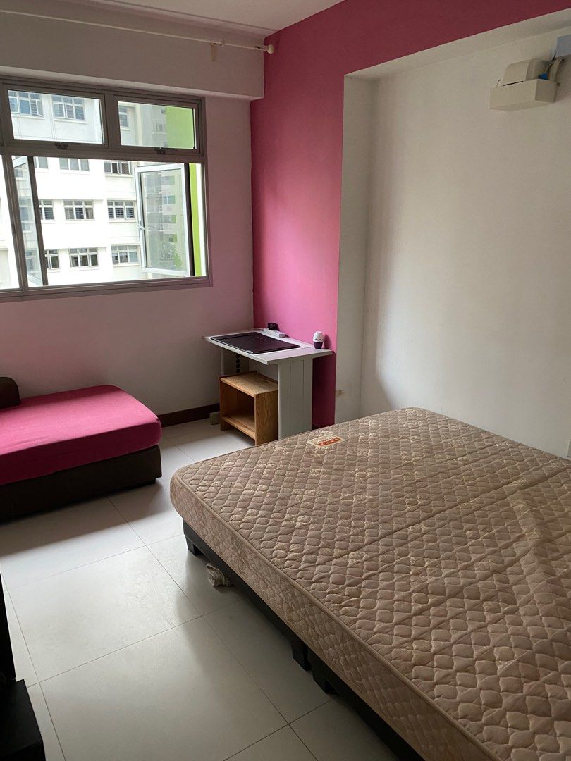 523c Tampines Central 7 Tampines Greenleaf, Furniture & Home Living