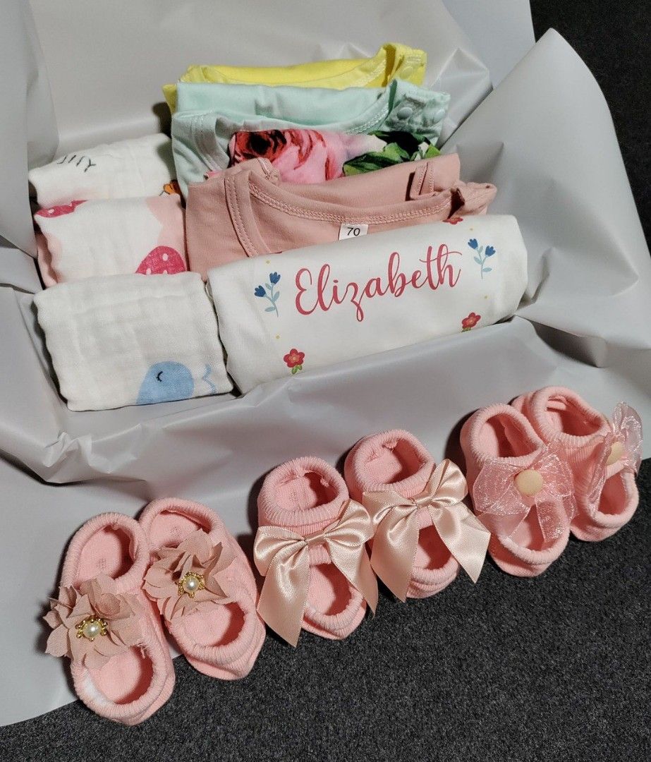 BNIB Custom name baby girl clothes newborn gift set Free delivery