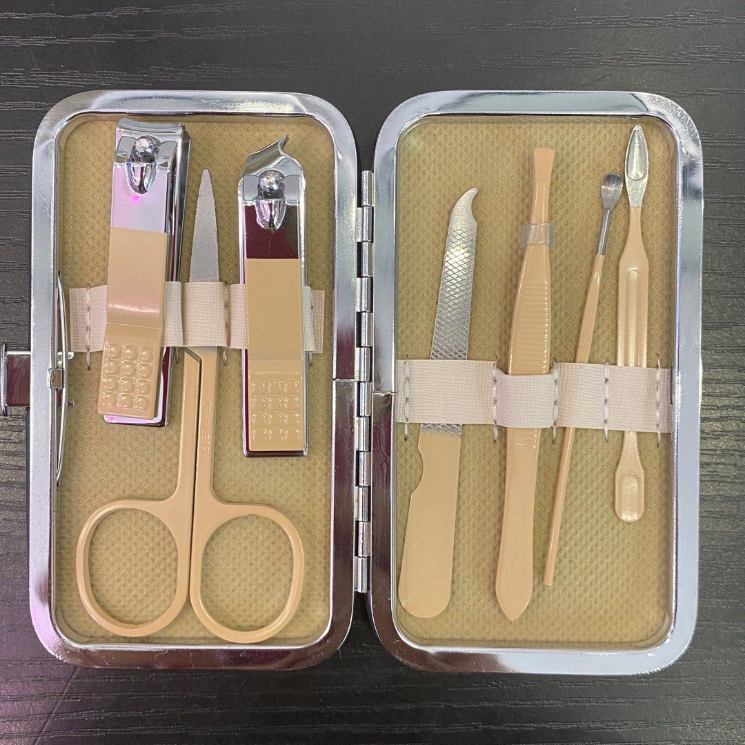 A-9010 Pocket Manicure Set (Category: Hands & Nails) located in Mandaluyong City. Submitted by gladkingphilippines (Listing ID 1196080320, Image 3). Description: .