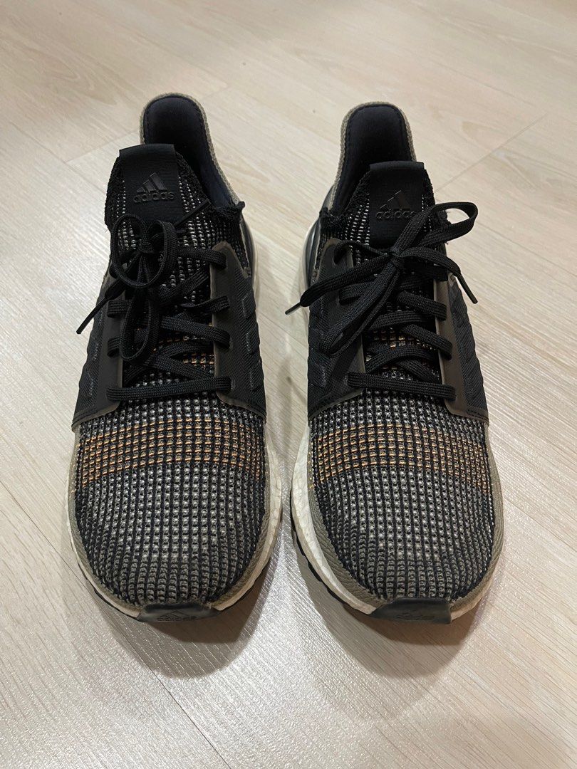 Ultraboost 19 green on sale black