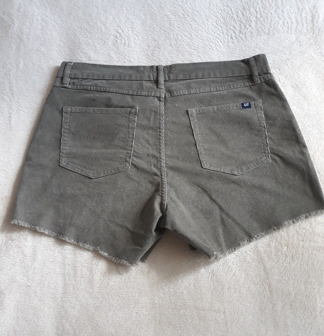 Authentic GAP Corduroy Shorts, Women's Fashion, Bottoms, Shorts on