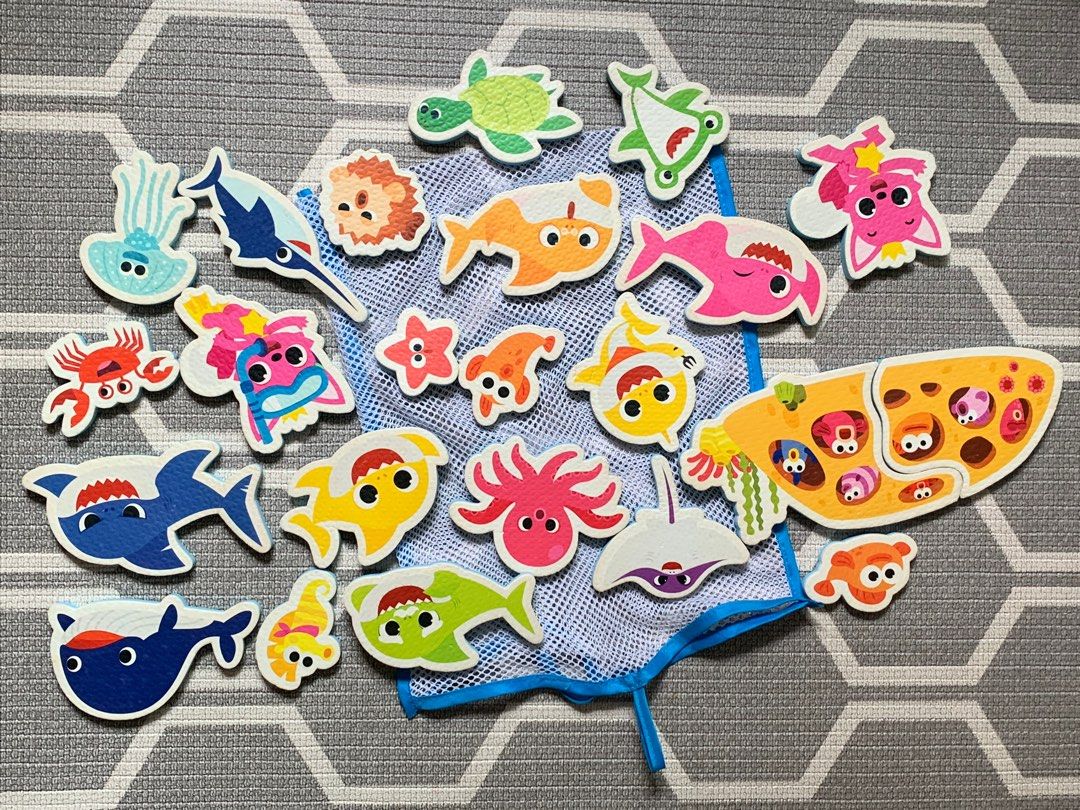Baby Shark waterproof bathing toy, Hobbies & Toys, Toys & Games on