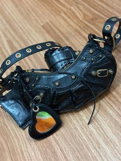 balenciaga le cagole xs croco black ghw