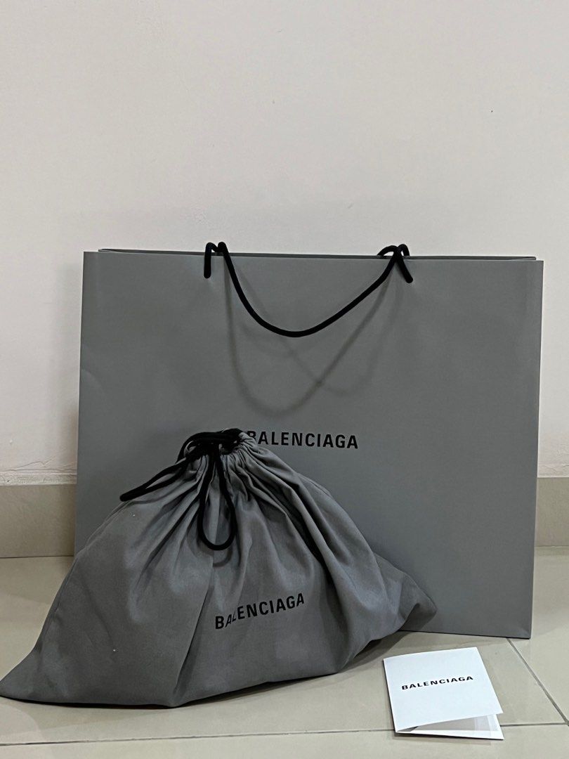 Balenciaga Messenger Bag, Luxury, Bags & Wallets on Carousell