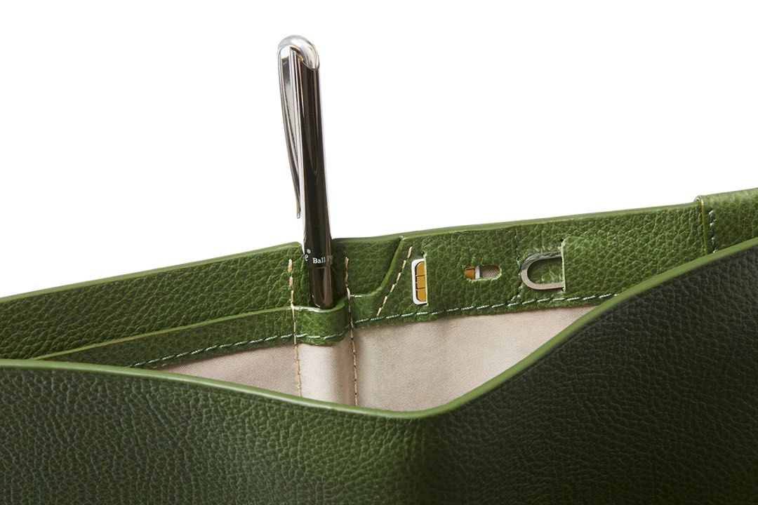 Bellroy Designer Edition Forest Green Travel Wallet, Men's Fashion