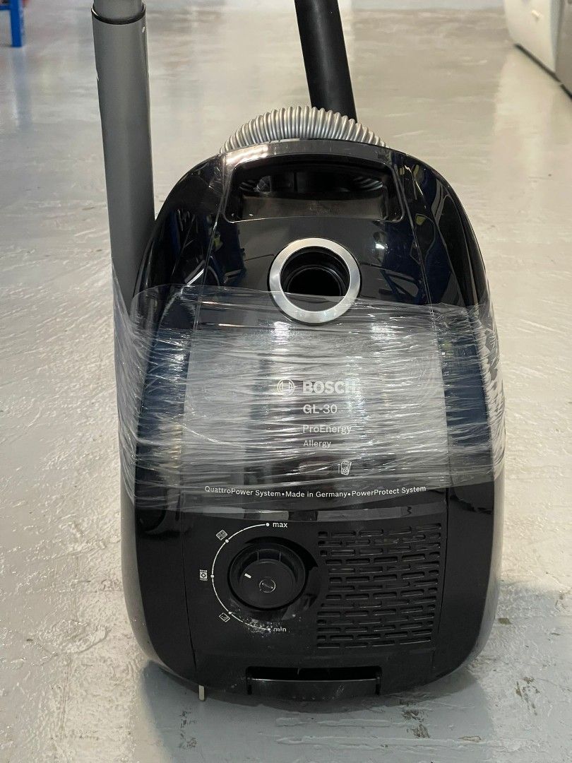 BOSCH BGL3A330GB PROENERGY VACUUM CLEANER (650W) Bagged, TV & Home