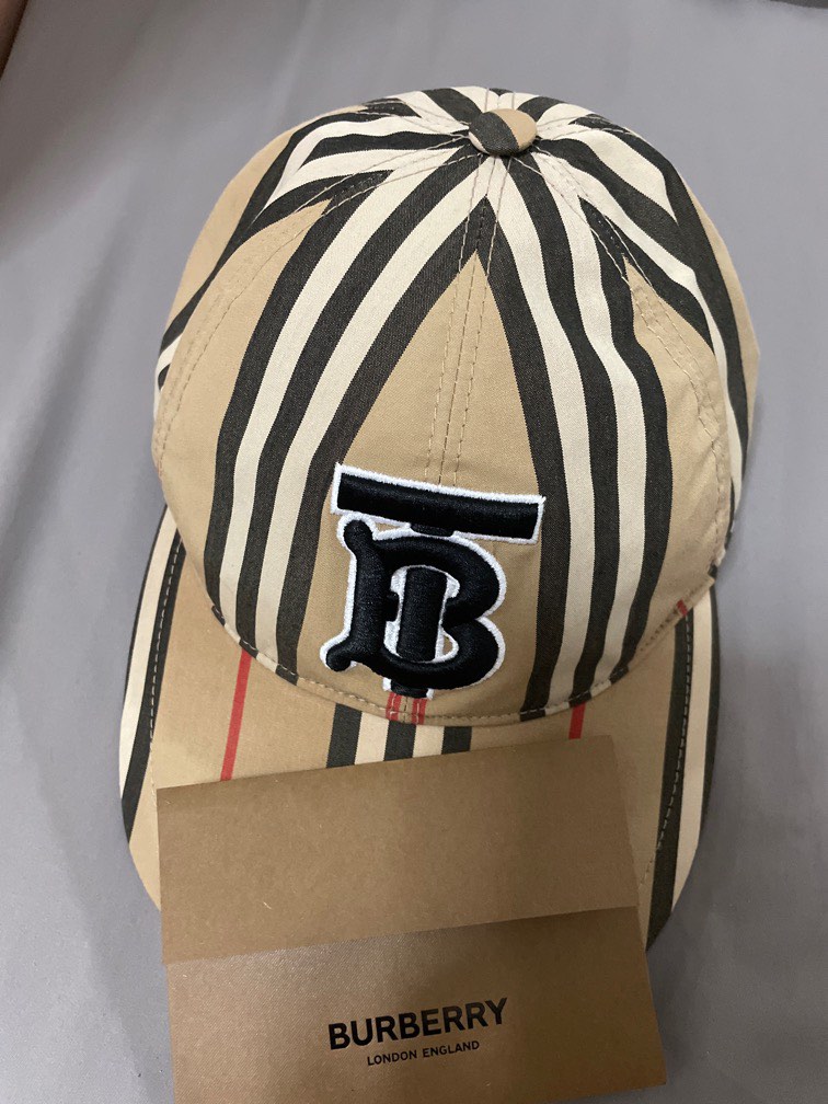 BURBERRY HAT S SIZE, Men's Fashion, Watches & Accessories, Caps & Hats on  Carousell