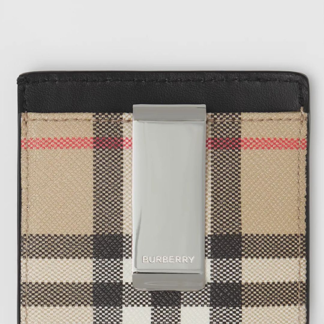 Burberry Vintage Check Money Clip Card Case Wallet, Men's Fashion, Watches  & Accessories, Wallets & Card Holders on Carousell