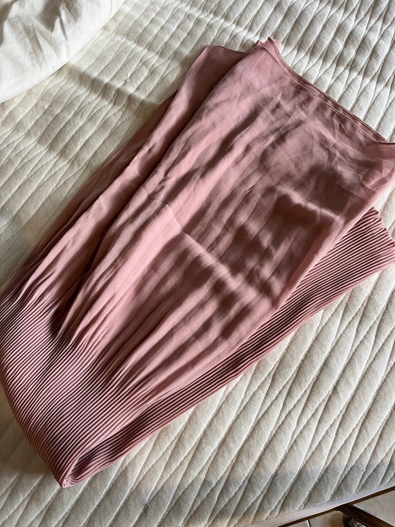 carmelita pleated shawl
