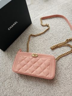 Boy chanel clutch shop