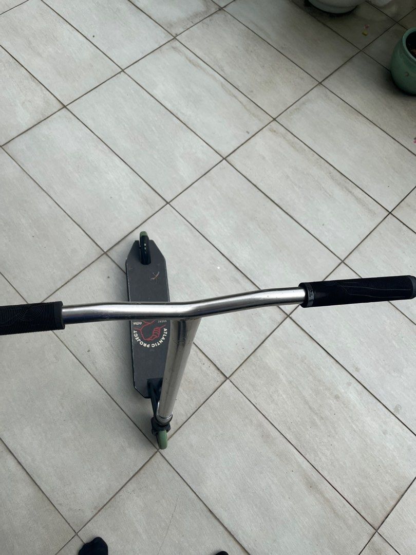 Custom stunt scooter *insane deal*, Sports Equipment, Sports & Games