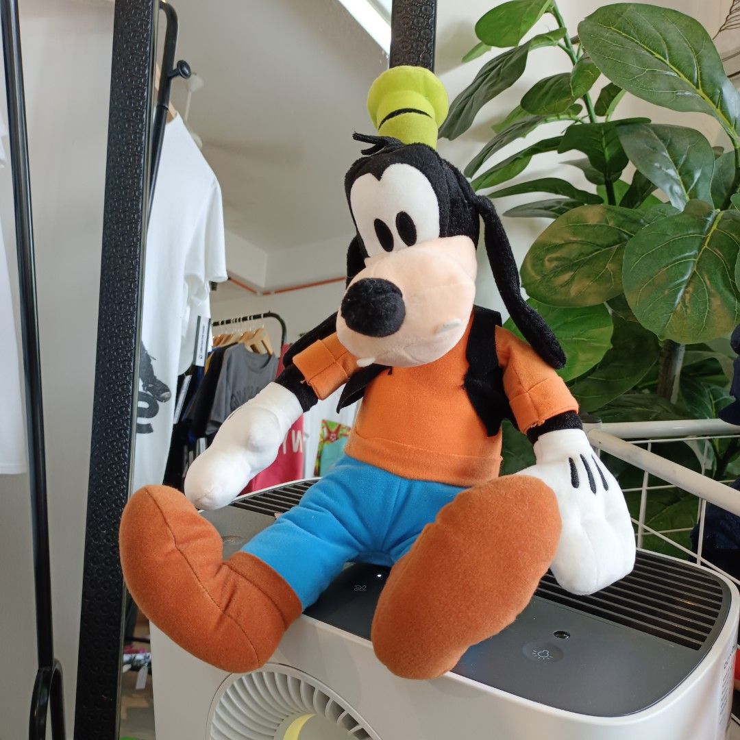 Giant goofy plush cheap