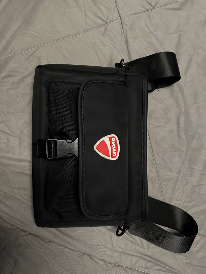 DUCATI SLING BAG PRELOVED