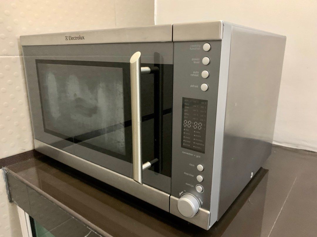 Electrolux MicroWave Oven with Grill EMS3067X, TV & Home Appliances