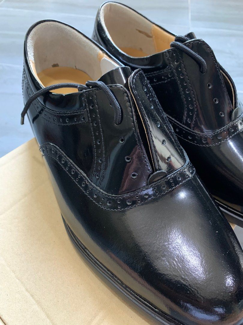 Johnson top dress shoes